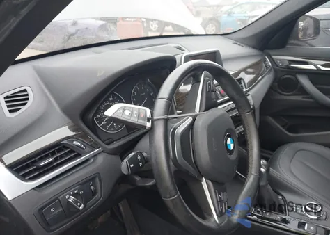 2016 BMW X1 xDrive28I z USA, uszkodzony, nr VIN WBXHT3Z3XG4A49014